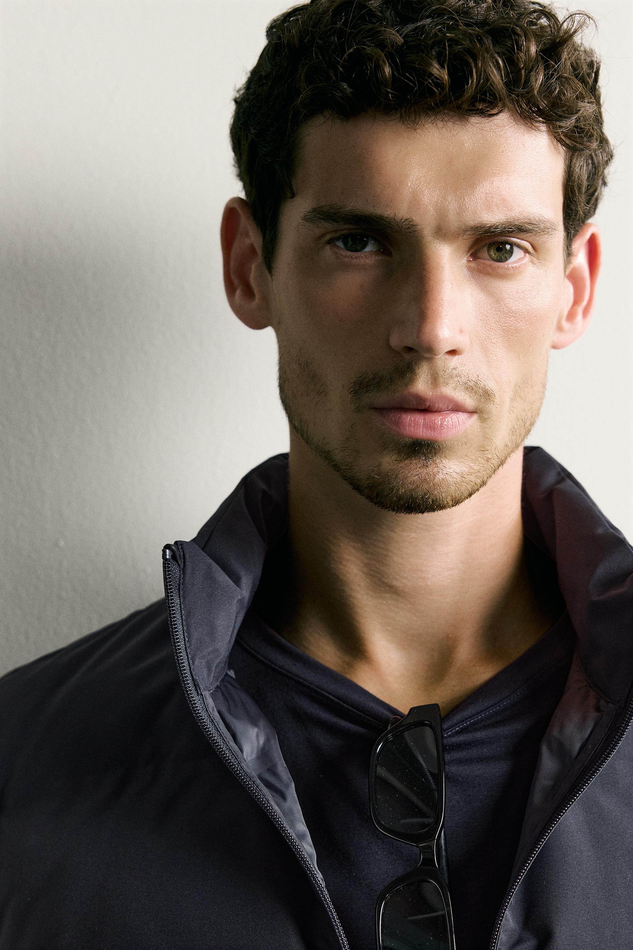 BLOUSON MATELASSÉ EN MATIÈRES VARIÉES